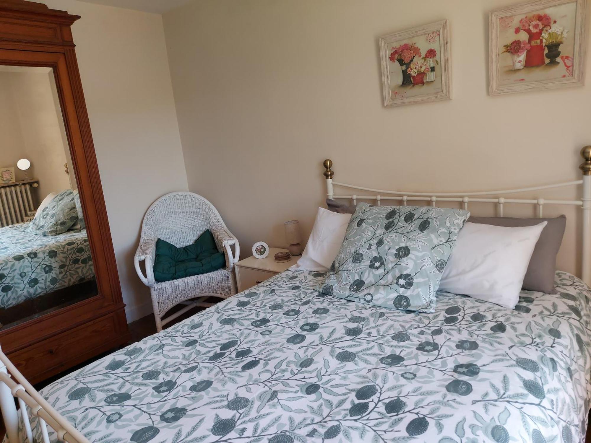 קונפלואנס Charming Two Bedroom Gite With Beautiful Gardens מראה חיצוני תמונה